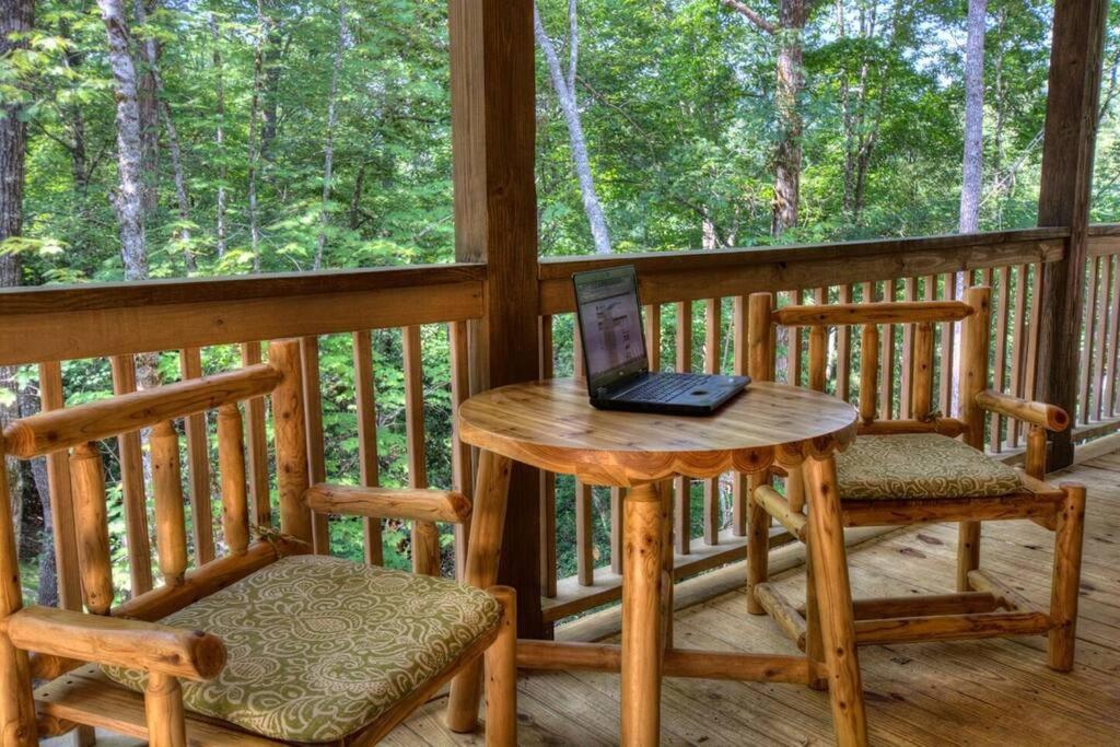 Villa Honeymoon Getaway In Woods Near Noc And Smoky Mtn Rr Bryson City Exterior foto